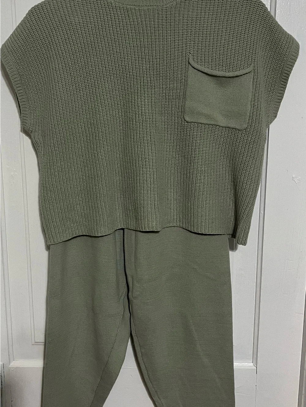 Casual Two-Piece Knit Lounge Set in Olive Green